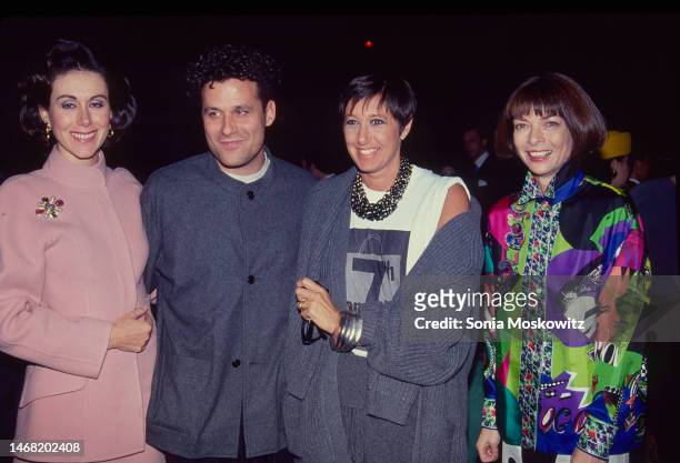 From left, American socialite Carolyne Roehm , fashion designers Isaac Mizrahi & Donna Karan, and British-American fashion editor & journalist Anna...