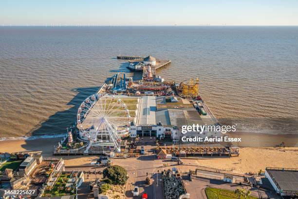 clacton-on-sea pier. - ostengland stock-fotos und bilder