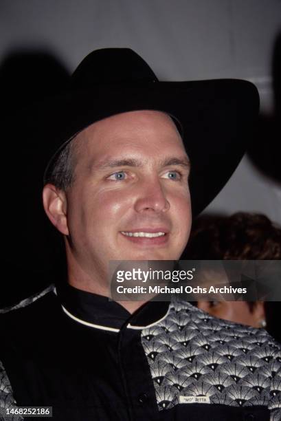 Garth Brooks and wife Sandy Mahl in the press room of the 27th Annual Academy of Country Music Awards, held at Universal Studios in Los Angeles,...