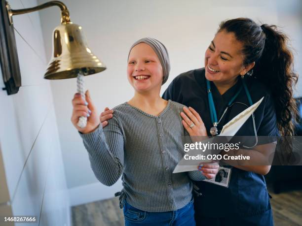 Cancer Bell Ringer Ringing Cancer Bell Photos and Premium High Res Pictures - Getty Images