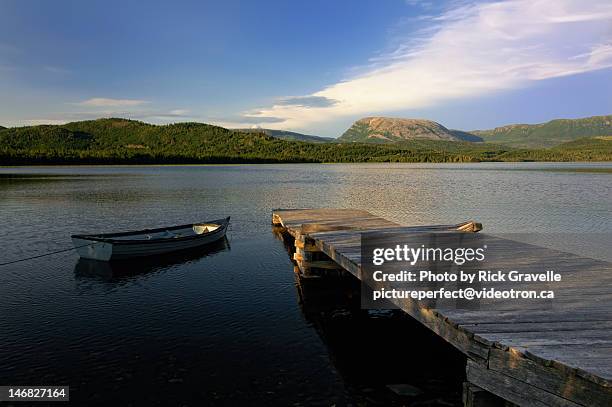 sunset on gros morne mountain - newfoundland and labrador stock pictures, royalty-free photos & images