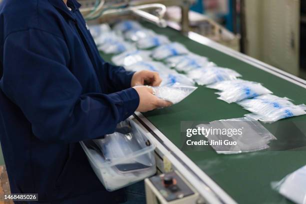 Tissue Packing Process 306 Tissue Processing Stock Photos, High-Res Pictures, and Images ...