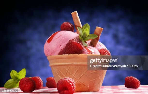 close-up of dessert on table,indonesia - sorbetto stockfoto's en -beelden