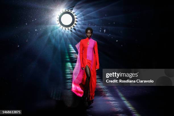 Model Anok Yai walks the runway at the Fendi fashion show during the Milan Fashion Week Womenswear Fall/Winter 2023/2024 on February 22, 2023 in...