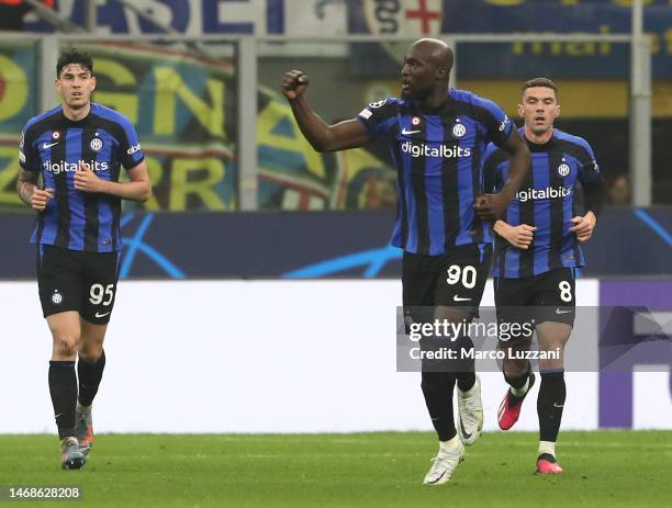 Romelu Lukaku of FC Internazionale celebrates after scoring the team's first goal during the UEFA Champions League round of 16 leg one match between...