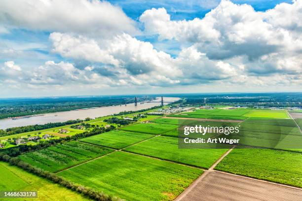 louisiana farmland antenne - louisiana stock-fotos und bilder