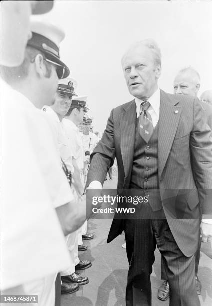 Gerald R. Ford Ww2 116 Gerald Ford July 4 1976 Stock Photos, High-Res Pictures, and Images ...