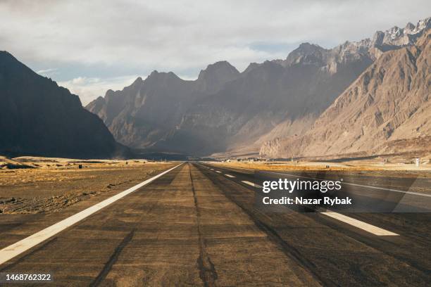 runway among high mountains - kashmir landscape stock pictures, royalty-free photos & images
