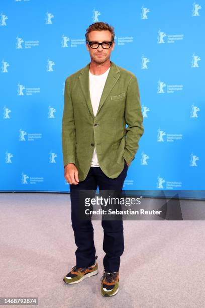 Simon Baker attends the "Limbo" photocall during the 73rd Berlinale International Film Festival Berlin at Grand Hyatt Hotel on February 23, 2023 in...