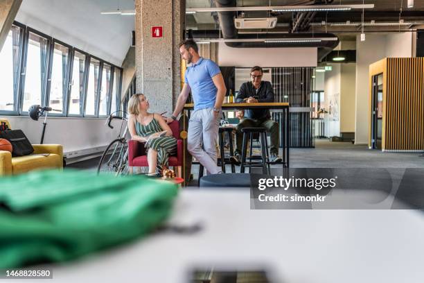Only One In Office All In One Office Photos and Premium High Res Pictures - Getty Images