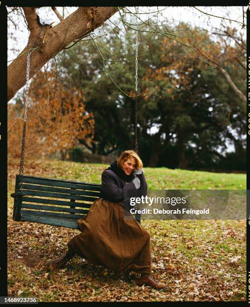 : American singer/songwriter Shawn Colvin posing for a portrait in 1997 in Austin, Texas.