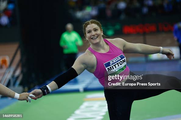 Lars Mitton Sarah Mitton in action during the Shot Put Women of World Athletics ...