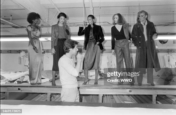 Designer Calvin Klein and models Janice Dickinson, Beverly Johnson, Alva Chinn and Patti Hansen