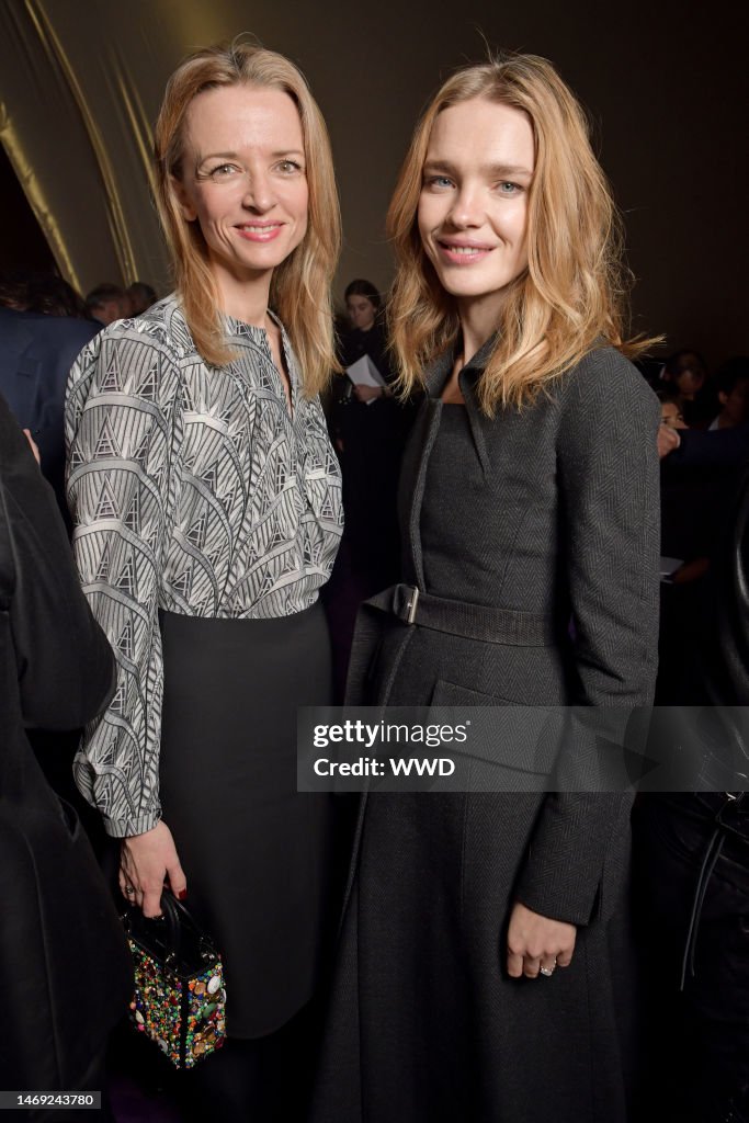 Delphine Arnault and Natalia Vodianova in the front row Photo d