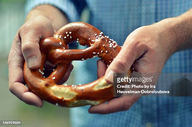 traditional german pretzel - brezel stock-fotos und bilder