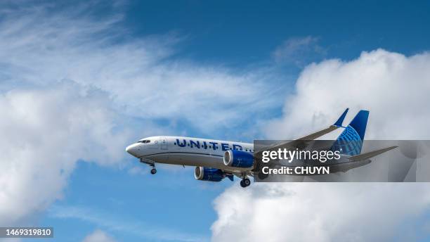 united airlines dreams - united airlines stock pictures, royalty-free photos & images