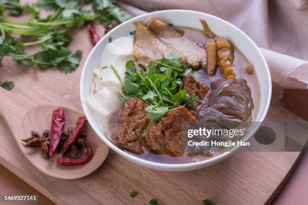 chinese delicacy bean flower vermicelli - 花粉 foto e immagini stock