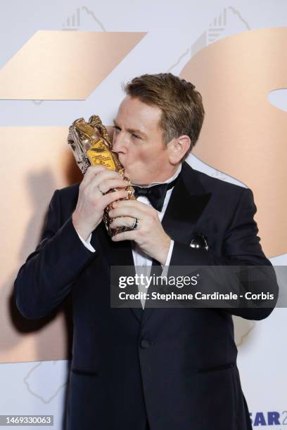 Benoit Magimel poses with the "Best actor" César Award for the movie "Pacifiction - Tourment sur les iles" during the 48th Cesar Film Awards at...