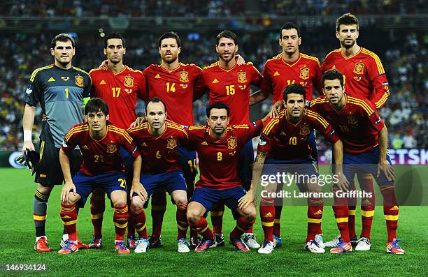 Players of Spain line up ahead of the UEFA EURO 2012 quarter final match between Spain and France at Donbass Arena on June 23, 2012 in Donetsk,...