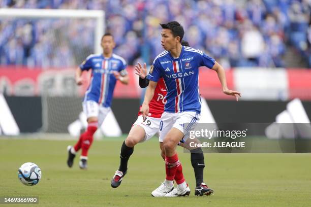 Takuma NISHIMURA of Yokohama F･Marinosインチ during the J.LEAGUE Meiji Yasuda J1 2nd Sec. Match between Yokohama F･Marinos and Urawa Red Diamonds at...