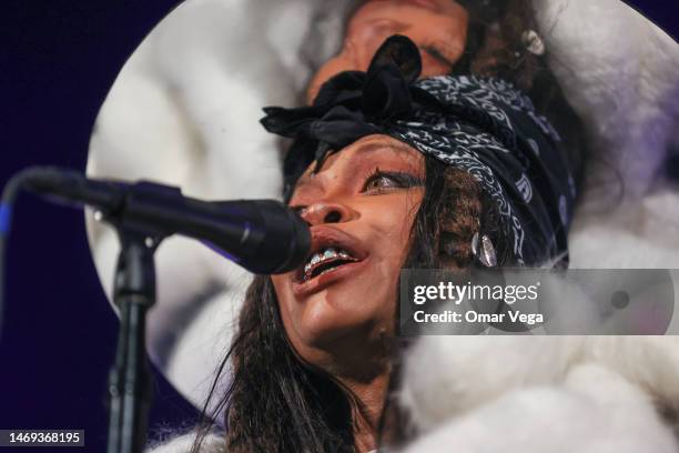 Badu Singer The Factory In Deep Ellum Photos and Premium High Res Pictures - Getty ...