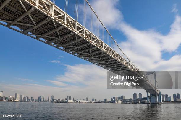 rainbow bridge - struttura costruita dall'essere umano foto e immagini stock