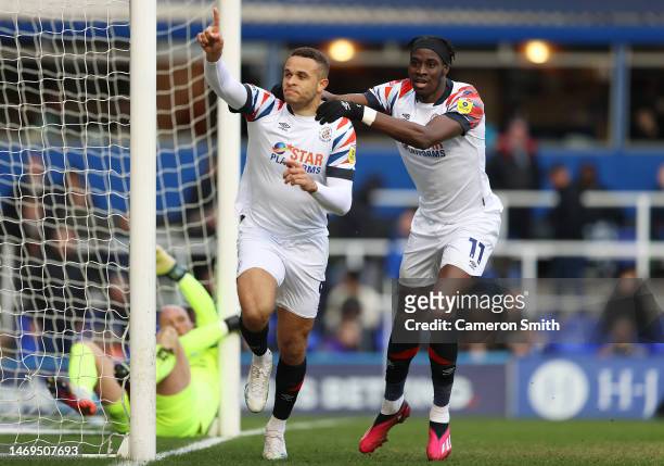 Carlton Morris of Luton Town celebrates after scoring the team's first goal during the Sky Bet Championship between Birmingham City and Luton Town at...