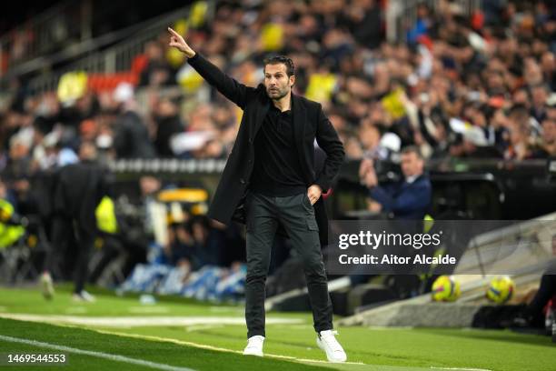 Ruben Baraja, Head Coach of Valencia CF, reacts during the LaLiga Santander match between Valencia CF and Real Sociedad at Estadio Mestalla on...