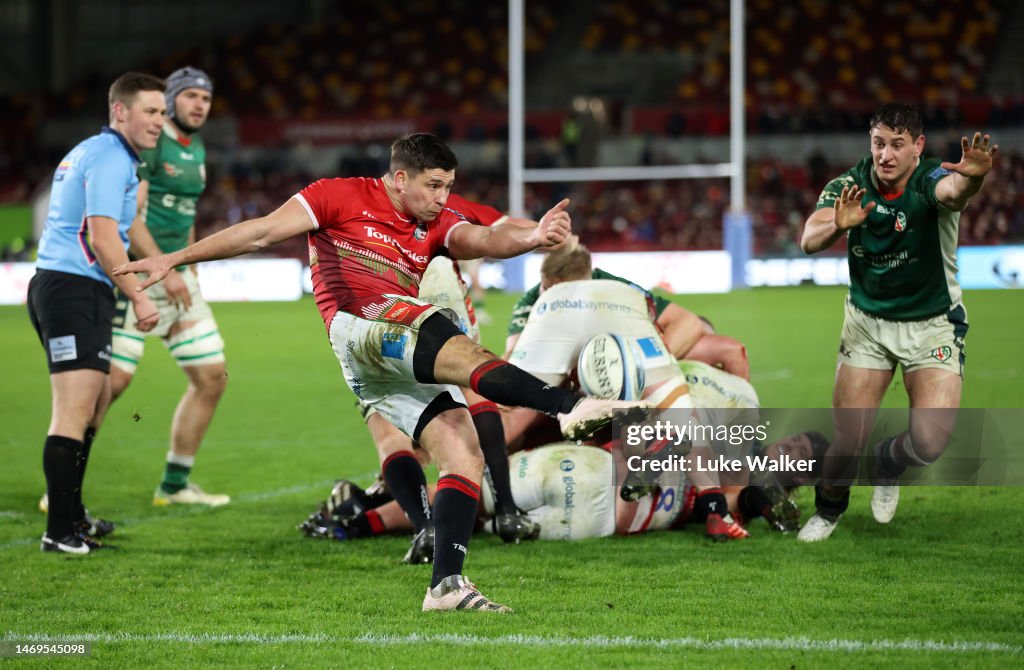 Leiscter Rugby Matt Scott of Leicester Tigers kicks the ball during the Gallagher ...