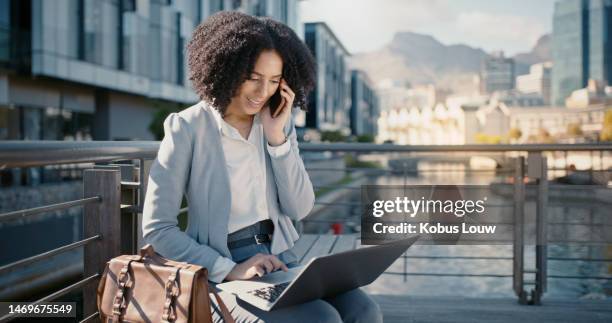 black woman, business and phone call, laptop in city and networking, communication with tech outdoor. lawyer, negotiation and email with 5g, discussion and virtual meeting and remote work in chicago - lawyer woman stock pictures, royalty-free photos & images