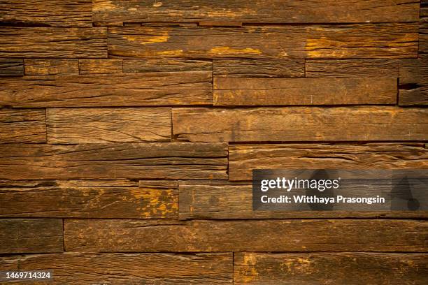 old wooden pallet plank texture background - revestimiento de madera fotografías e imágenes de stock