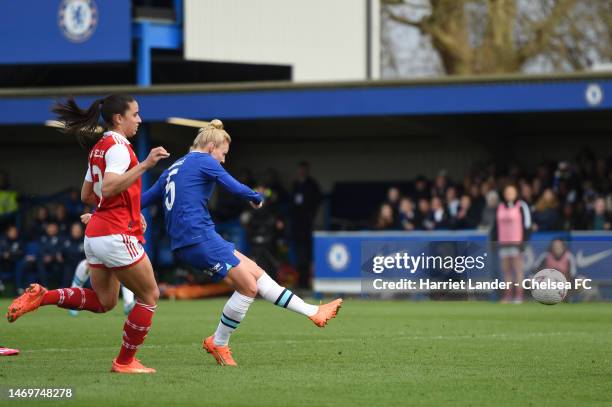 Sophie Ingle of Chelsea scores her team's first goal during the Vitality Women's FA Cup Fifth Round match between Chelsea and Arsenal at Kingsmeadow...