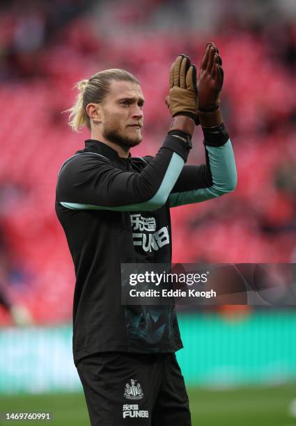 Loris Karius of Newcastle United applauds the fans prior to the Carabao Cup Final match between Manchester United and Newcastle United at Wembley...