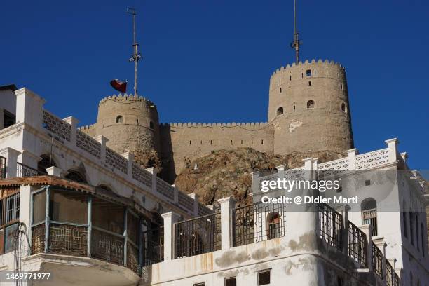 mutrah fort in muscat old town in oman - matrah fort stock pictures, royalty-free photos & images