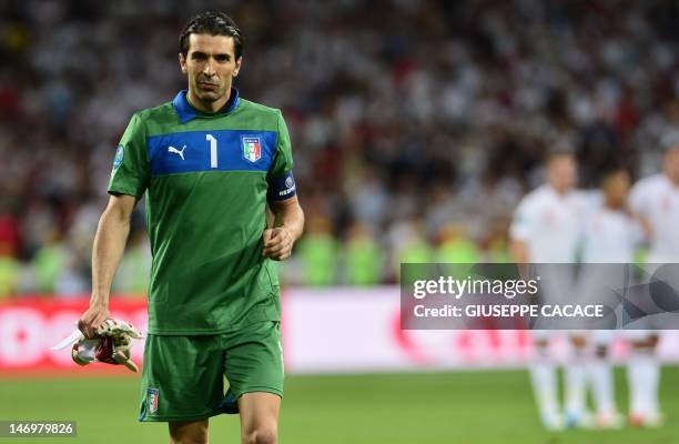 Italian goalkeeper Gianluigi Buffon reacts during the penalty shoot out of the Euro 2012 football championships quarter-final match England vs Italy...