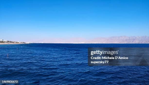 the red sea in a bright winter day - jordan stock pictures, royalty-free photos & images