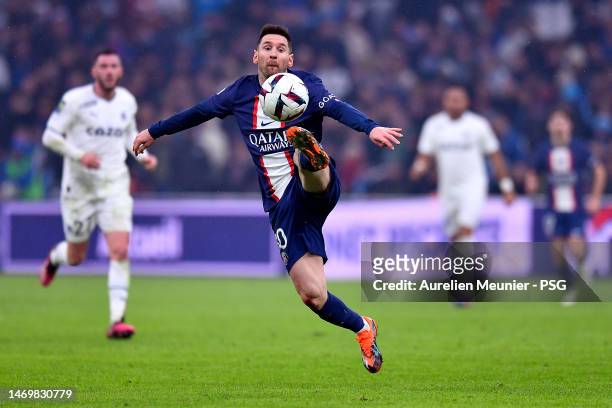 Leo Messi of Paris Saint-Germain controls the ball during the Ligue 1 match between Olympique Marseille and Paris Saint-Germain at Orange Velodrome...