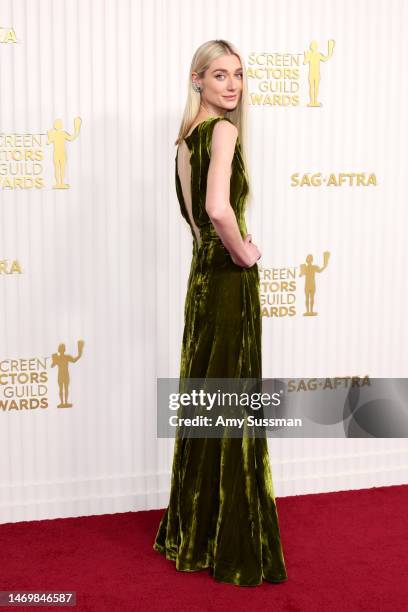 Elizabeth Debicki attends the 29th Annual Screen Actors Guild Awards at Fairmont Century Plaza on February 26, 2023 in Los Angeles, California.