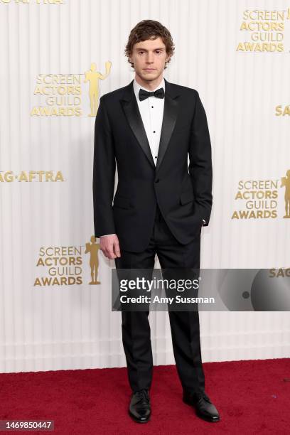 Evan Peters attends the 29th Annual Screen Actors Guild Awards at Fairmont Century Plaza on February 26, 2023 in Los Angeles, California.