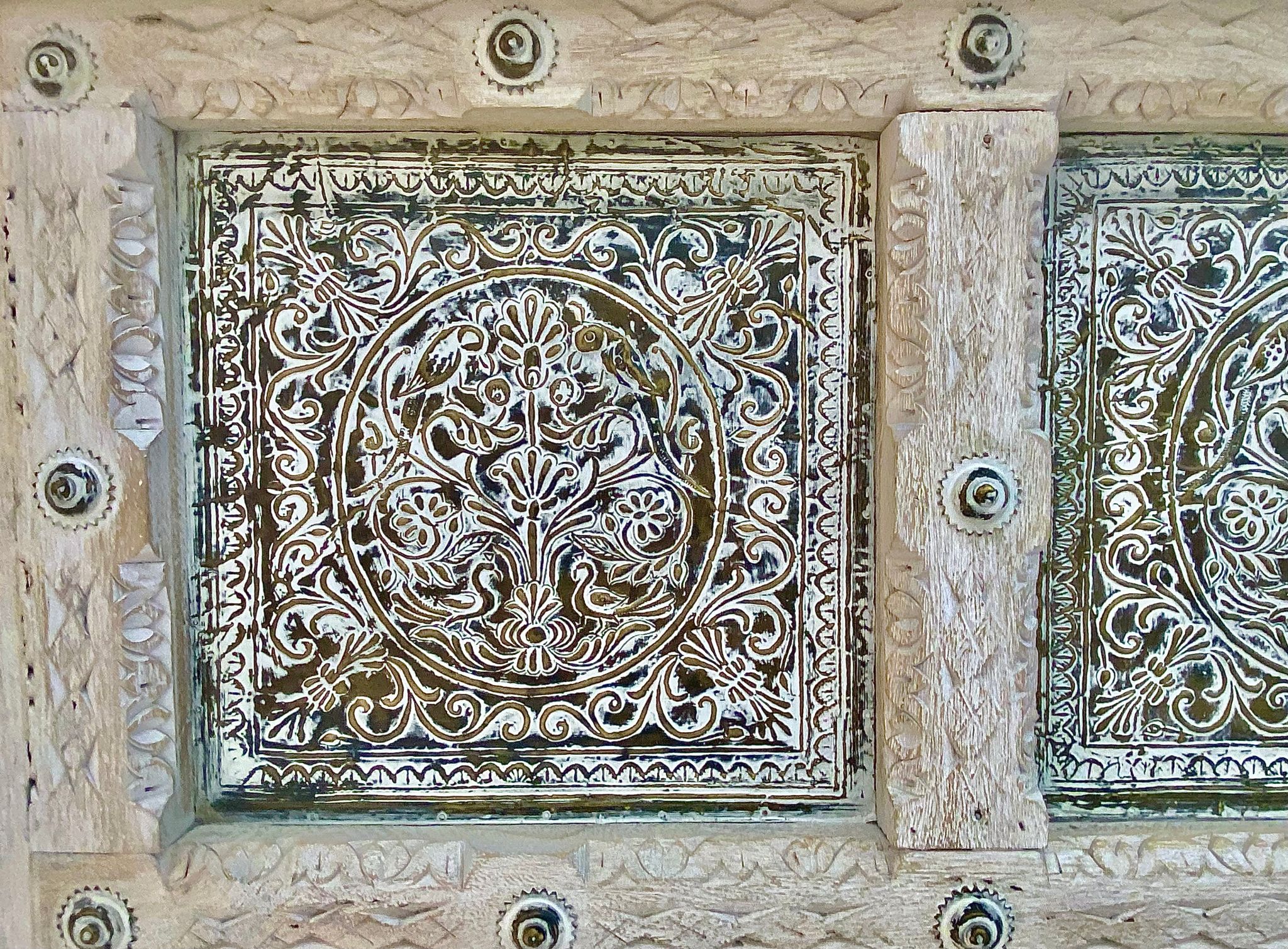 moroccan furniture store