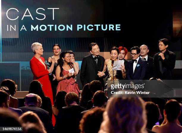 Jamie Lee Curtis, Jenny Slate, Stephanie Hsu, James Hong, Andy Le, Ke Huy Quan, Brian Le and Harry Shum Jr. Accept the Outstanding Performance by a...