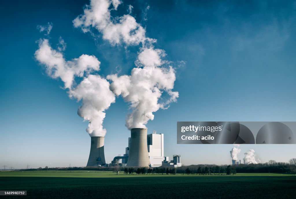 Moderna centrale elettrica a carbone