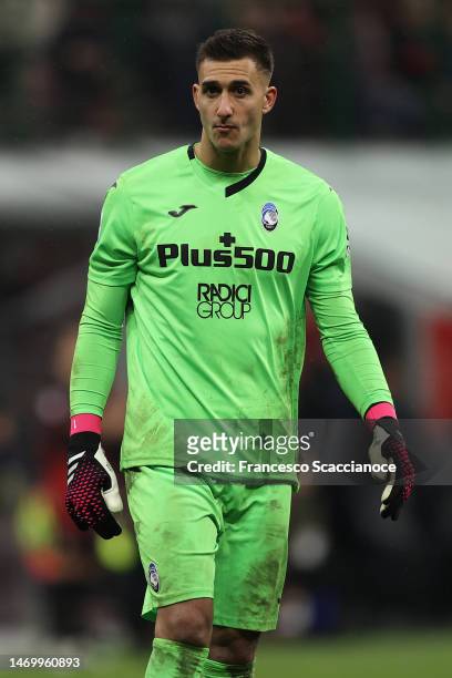 Juan Musso of Atalanta BC looks on during the Serie A match between AC Milan and Atalanta BC at Stadio Giuseppe Meazza on February 26, 2023 in Milan,...