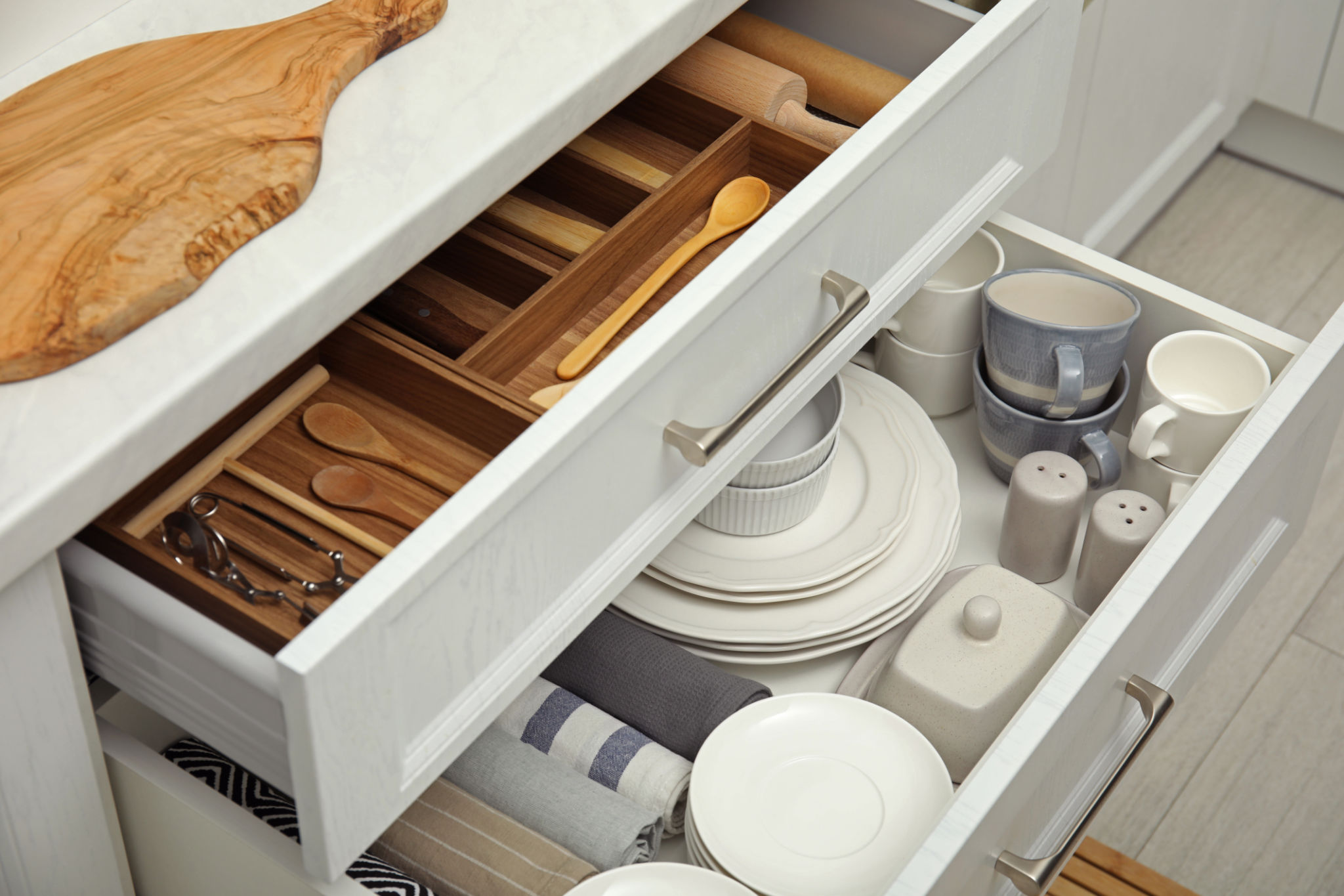 inside cabinet organization