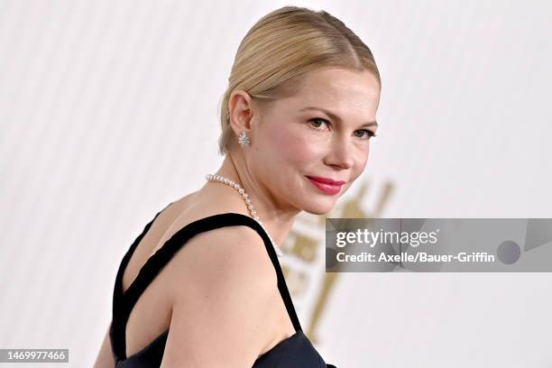 Michelle Williams attends the 29th Annual Screen Actors Guild Awards at Fairmont Century Plaza on February 26, 2023 in Los Angeles, California.