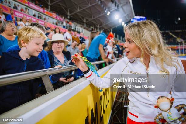Keely Hodgkinson shows a young fan her silver medal following the victory ceremony on day ten of the Commonwealth Games at Alexander Stadium on...