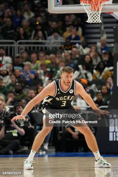 Meyers Leonard of the Milwaukee Bucks in action against the Phoenix Suns in the second half at Fiserv Forum on February 26, 2023 in Milwaukee,...
