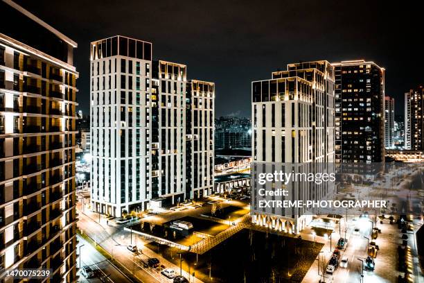 belgrad waterfront aus der drohnenperspektive - osteuropa stock-fotos und bilder