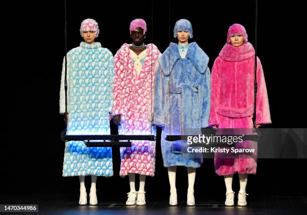 Models pose on the runway during the Anrealage Womenswear Fall Winter 2023-2024 show as part of Paris Fashion Week on February 28, 2023 in Paris,...