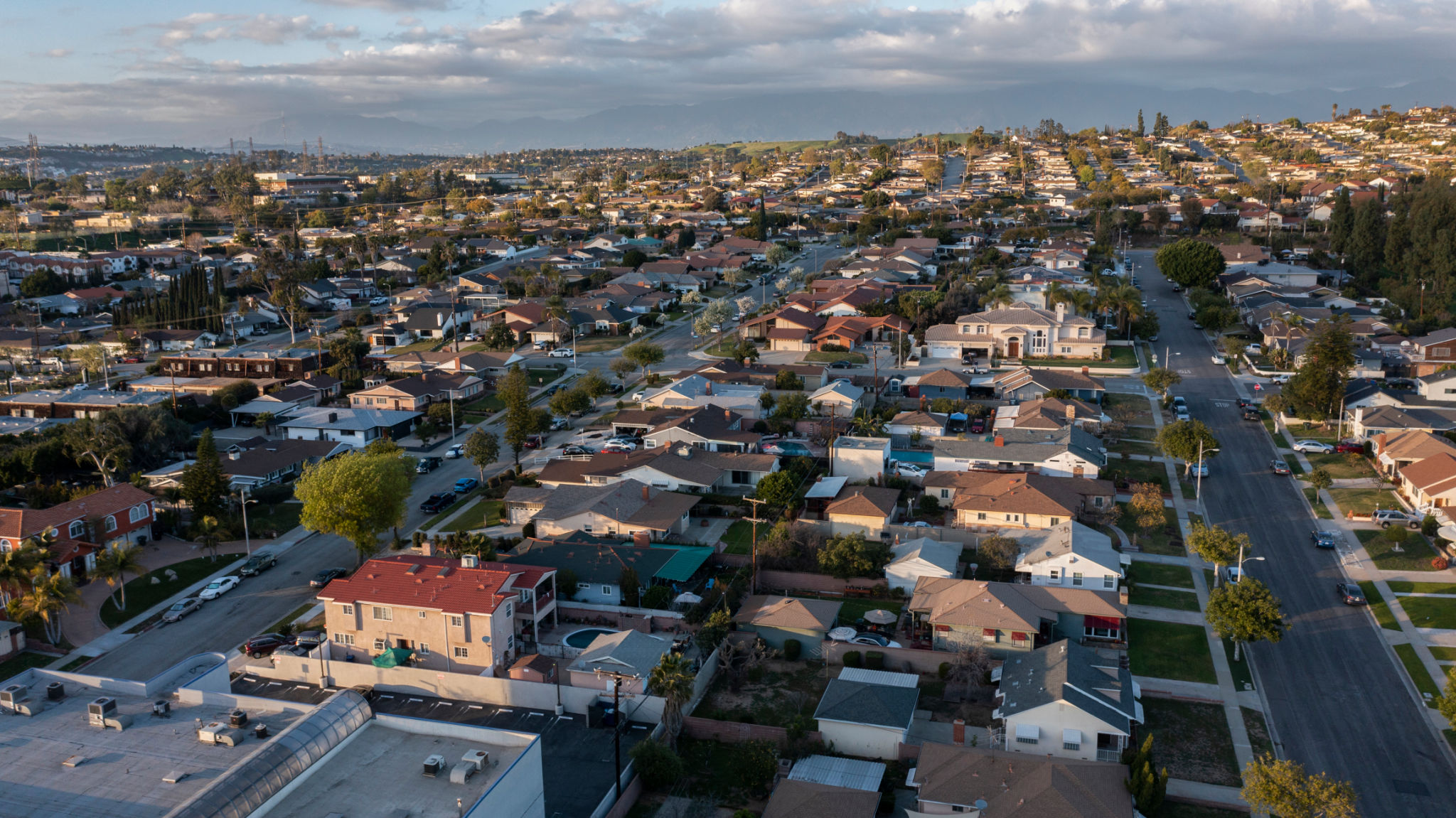 adu los angeles